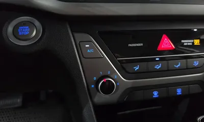 Hyundai Avante 2018, 60638 км, за 7220.69 USD - фото 29