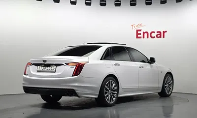 Cadillac CT6 2019, 71980 км, за 21407.33 USD