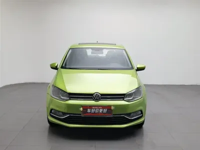 Volkswagen Polo 2014, 153600 км, за 2770.04 USD