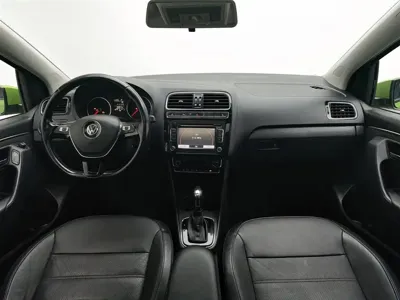 Volkswagen Polo 2014, 153600 км, за 2770.04 USD