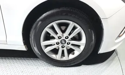 Hyundai Sonata 2016, 227740 км, за 3413.42 USD