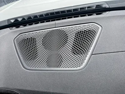 BMW 3 Series 2021, 24000 км, за 24753.55 USD - фото 24