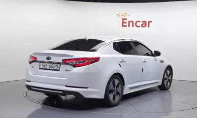 Kia K5 2013, 150777 км, за 3250.82 USD
