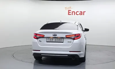 Kia K5 2013, 150777 км, за 3250.82 USD