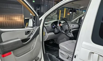 Hyundai Starex 2019, 115658 км, за 9787.17 USD - фото 10