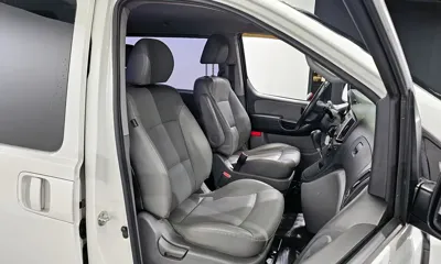 Hyundai Starex 2019, 115658 км, за 9787.17 USD - фото 12