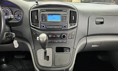 Hyundai Starex 2019, 115658 км, за 9787.17 USD - фото 17