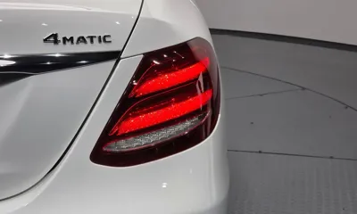Mercedes-Benz E-Class 2018, 98688 км, за 15688.59 USD - фото 23