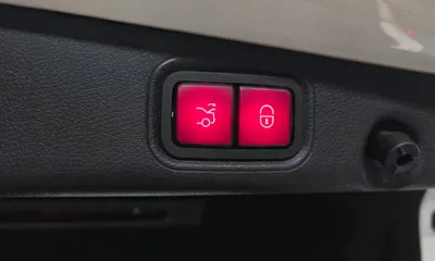 Mercedes-Benz E-Class 2018, 98688 км, за 15688.59 USD - фото 33