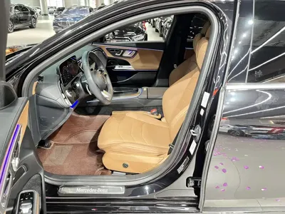 Mercedes-Benz E-Class 2024, 41000 км, за 46481.13 USD