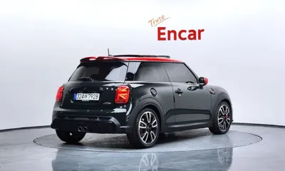 MINI Cooper 2024, 20166 км, за 24391.87 USD