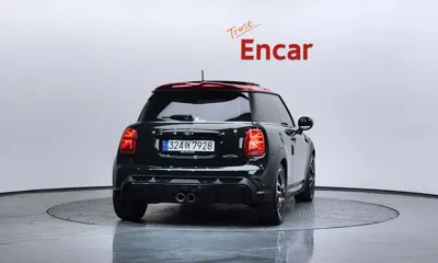 MINI Cooper 2024, 20166 км, за 24391.87 USD