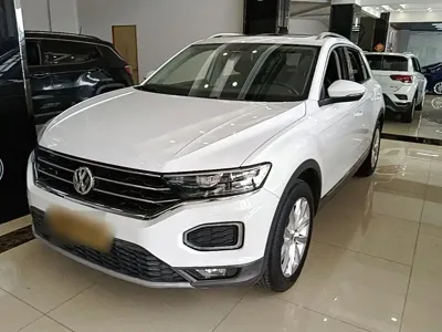 Volkswagen T-Roc · 2020 год