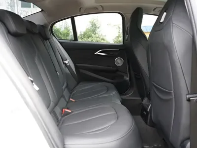 BMW 1 Series 2021, 40000 км, за 13213.4 USD - фото 6