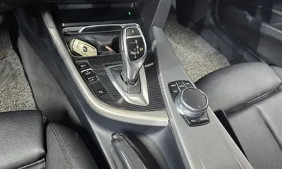 BMW 3-Series 2018, 109777 км, за 10906.94 USD - фото 9
