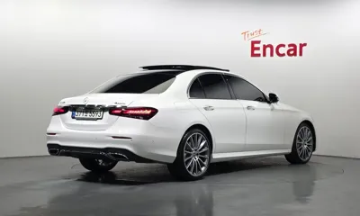 Mercedes-Benz E-Class 2021, 61745 км, за 24788.49 USD