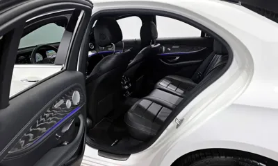 Mercedes-Benz E-Class 2021, 61745 км, за 24788.49 USD - фото 11