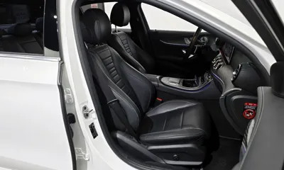 Mercedes-Benz E-Class 2021, 61745 км, за 24788.49 USD - фото 12