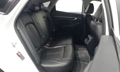Hyundai Sonata 2022, 117466 км, за 9432.74 USD - фото 11