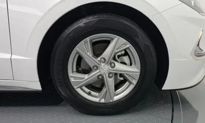 Hyundai Sonata 2022, 117466 км, за 9432.74 USD - фото 21