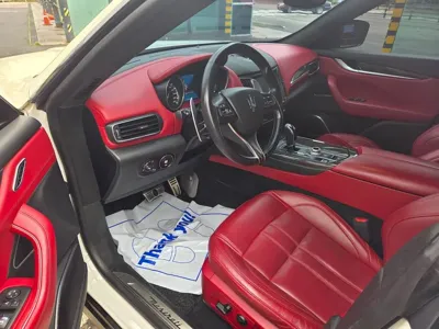 Maserati Levante 2018, 114000 км, за 19036.37 USD - фото 6