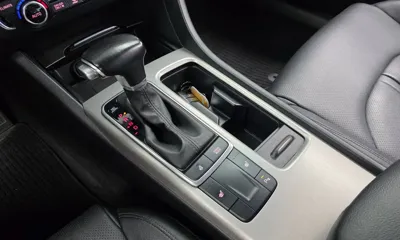 Kia K5 2017, 121044 км, за 6055.87 USD - фото 9