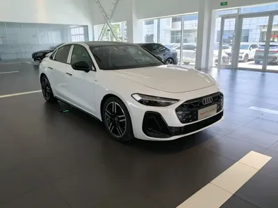 Audi 奥迪A5L 0, 100 км, за 38534.05 USD