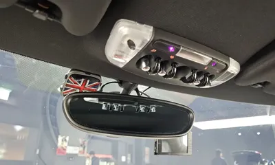 MINI Cooper 2017, 68647 км, за 6760.71 USD - фото 17