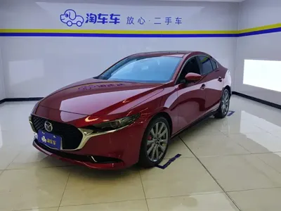 Mazda 3 Axela · 2025 год