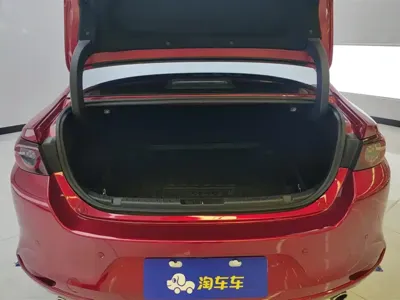 Mazda 3 Axela 2025, 20200 км, за 12551.26 USD
