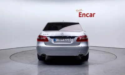 Mercedes-Benz E-Class 2010, 69701 км, за 6557.7 USD