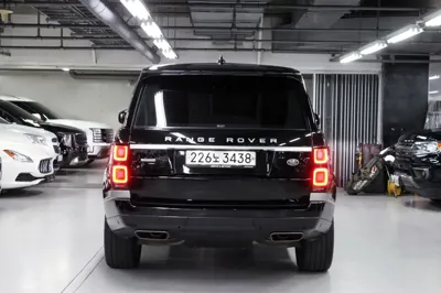 Land Rover Range Rover 2020, 24000 км, за 59734.8 USD