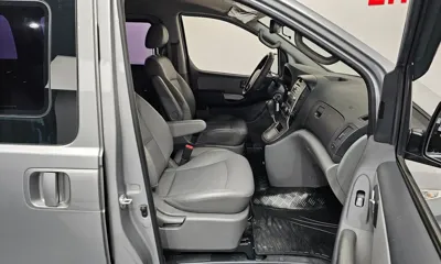 Hyundai Starex 2014, 70940 км, за 7796.5 USD - фото 11