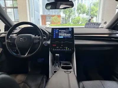 Toyota Avalon 2024, 30000 км, за 18216.24 USD