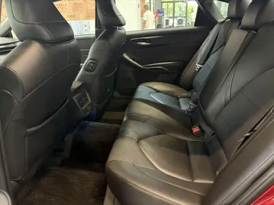 Toyota Avalon 2024, 30000 км, за 18216.24 USD - фото 6