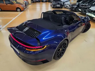 Porsche 911 2024, 6000 км, за 148191.43 USD - фото 4