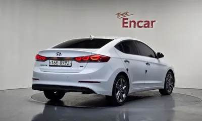Hyundai Avante 2016, 149967 км, за 5079.11 USD
