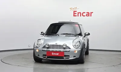 MINI Cooper 2005, 151126 км, за 1962.72 USD