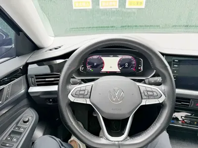 Volkswagen Passat 2025, 24000 км, за 18981.39 USD - фото 9