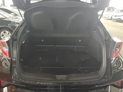 Toyota C-HR 2020, 56900 км, за 10079.26 USD