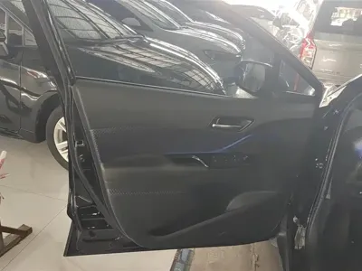 Toyota C-HR 2020, 56900 км, за 10079.26 USD - фото 7