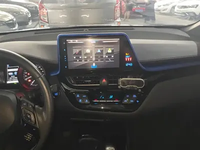 Toyota C-HR 2020, 56900 км, за 10079.26 USD - фото 13