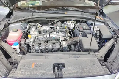 Roewe i5 2023, 2700 км, за 7491 USD - фото 17