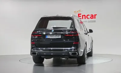 BMW X7 2025, 5038 км, за 100931.13 USD