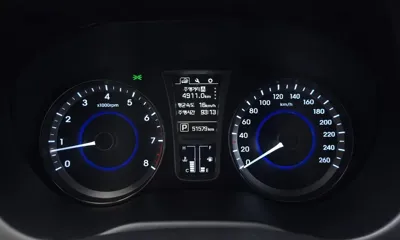 Hyundai Grandeur 2016, 51579 км, за 6498.62 USD - фото 8
