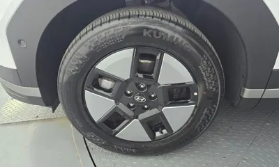 Hyundai Santafe 2025, 8867 км, за 27750.24 USD
