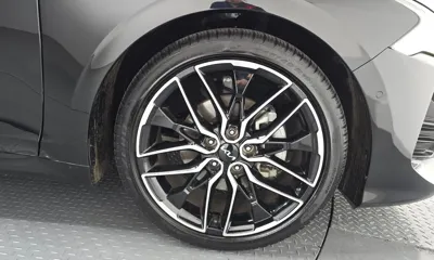 Kia K5 2023, 33575 км, за 16870.16 USD - фото 22