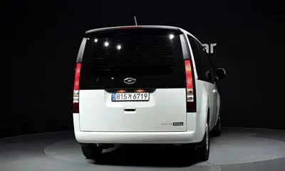 Hyundai Staria 2024, 96921 км, за 14385.18 USD