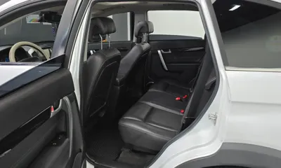 ChevroletGMDaewoo Captiva 2013, 60231 км, за 4077.88 USD - фото 11