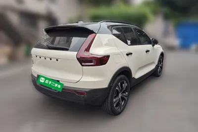 Volvo XC40 2021, 44400 км, за 15749 USD - фото 6